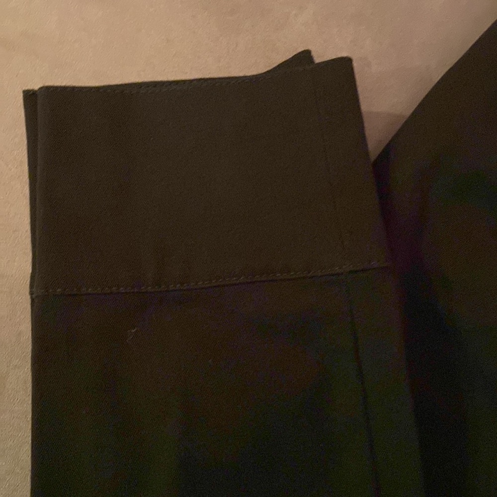Green pants - Picture 5 of 5